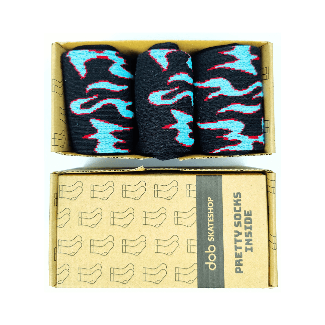 Teen & women's Aurora Flames Socks Cyan - Image 3