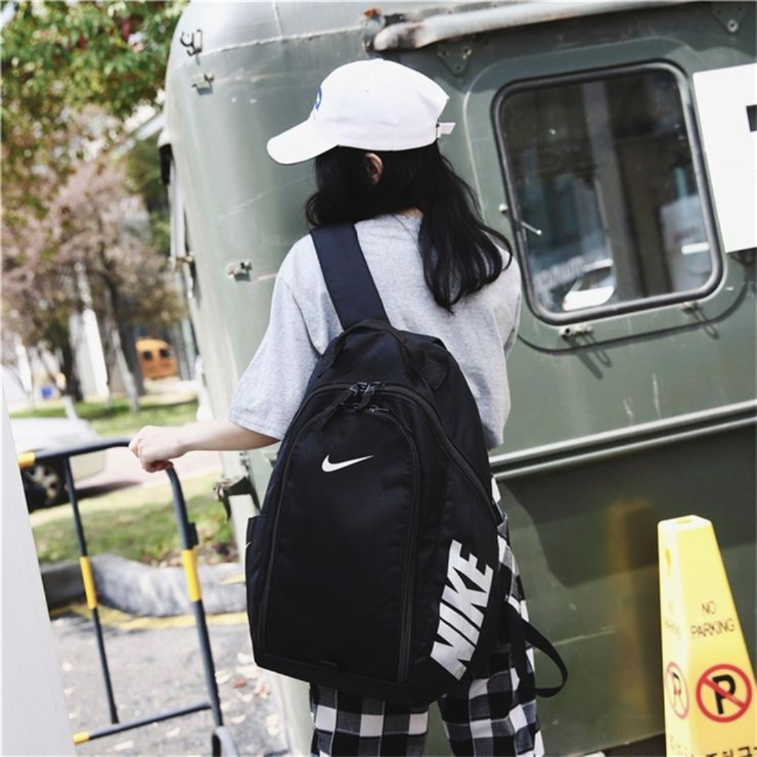 Nike Classic Black Backpack - Image 5