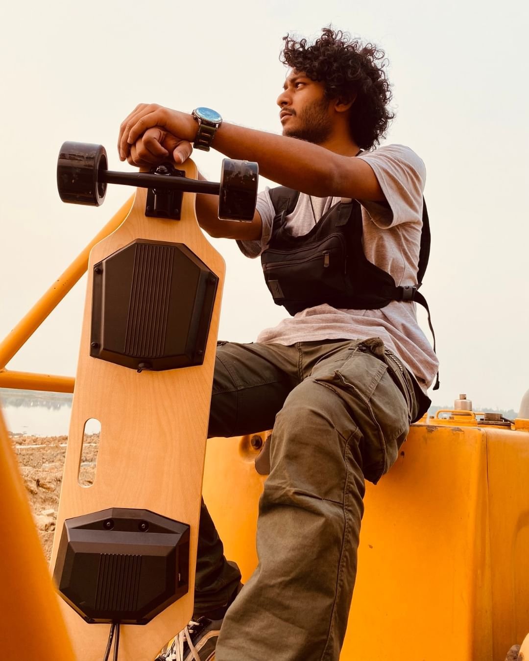 Dual Motor Electric Skateboard - Image 5