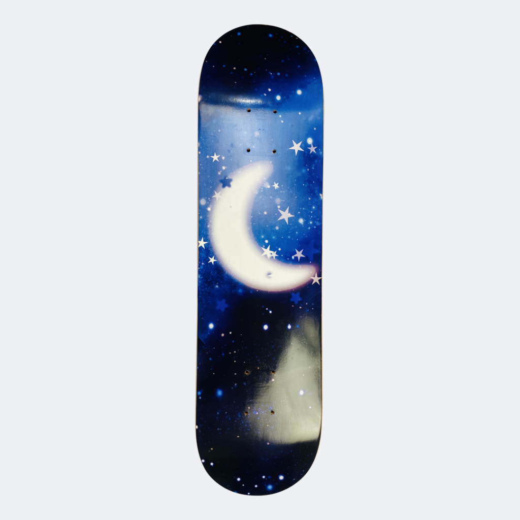 North East Maple Complete Skateboard – Moonlit