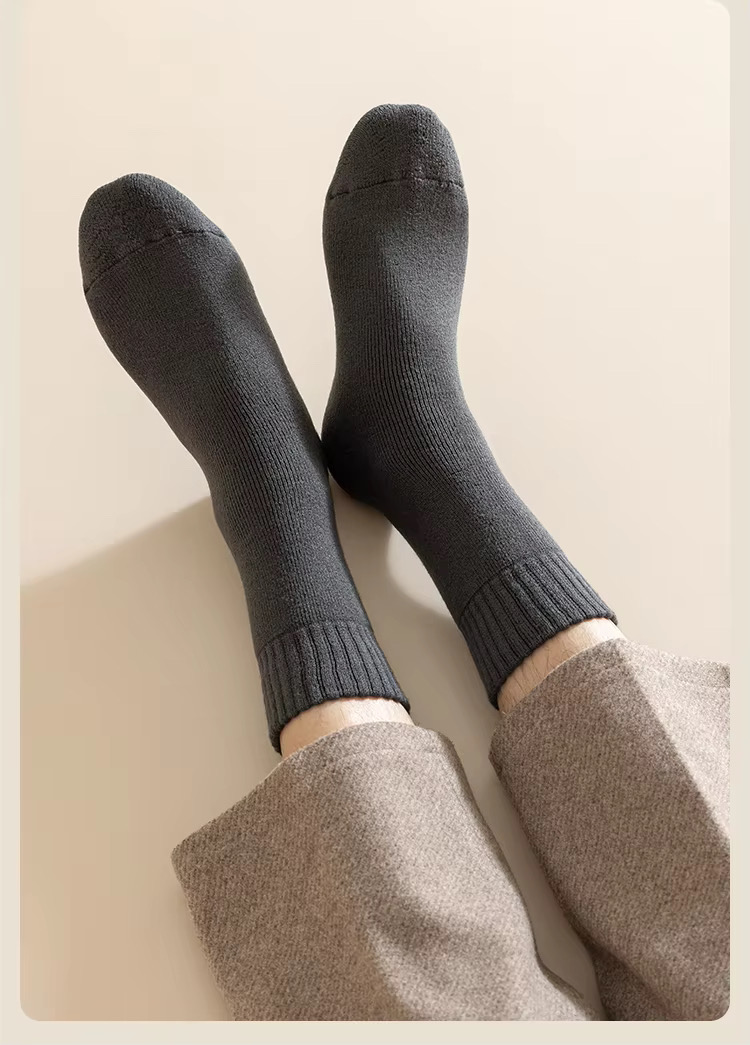 Merino Wool Thick Winter Socks - Charcoal Gray - Image 2